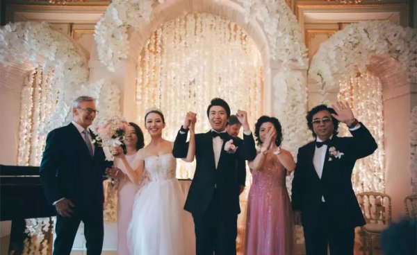 朗朗的老婆是哪个国家人