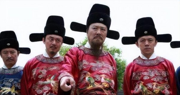 明朝官员衣服颜色