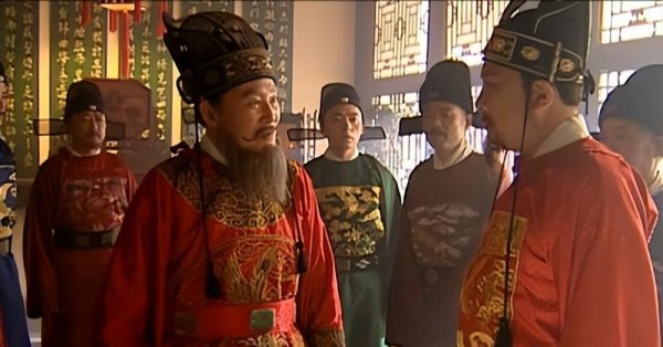 明朝官员衣服颜色