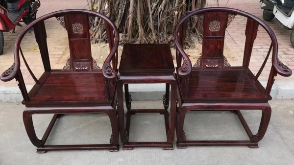 怎么辨认黄花梨手串好坏