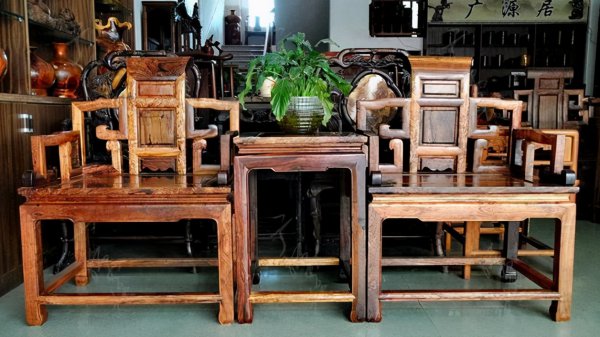 怎么辨认黄花梨手串好坏