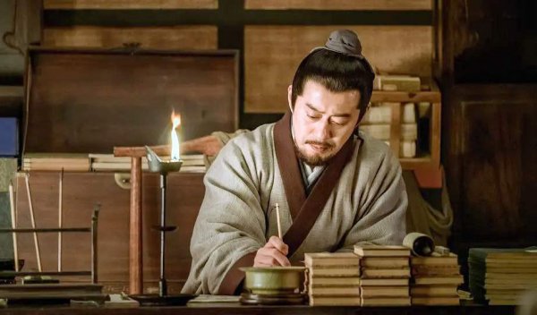 范仲淹是哪个朝代的