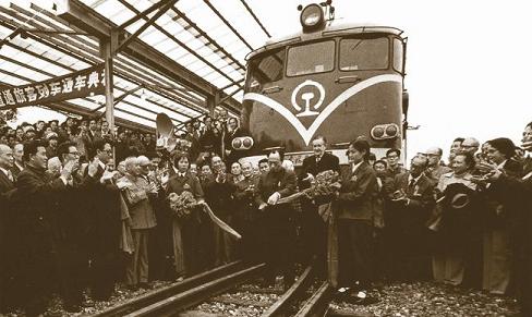 广九铁路广告奇异事件