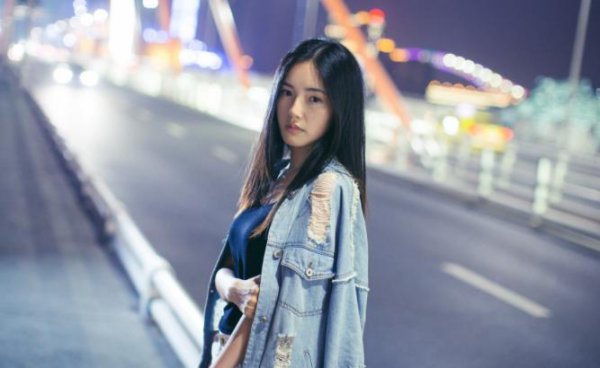 和女孩子聊天技巧有哪些