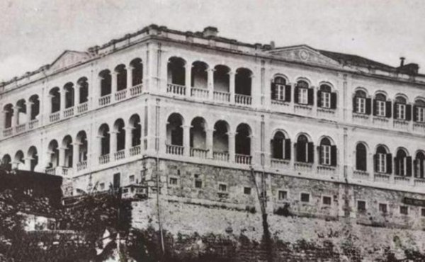 澳门回归前是哪国的殖民地