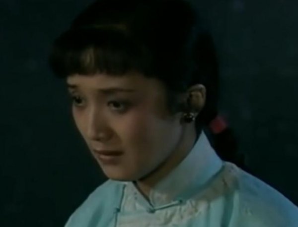 家春秋的作者是谁