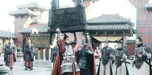 赢壮和赢荡是亲兄弟吗