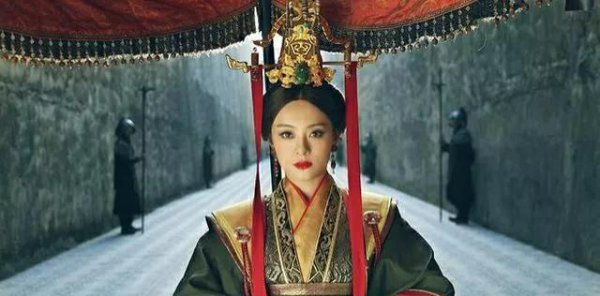 赢壮和赢荡是亲兄弟吗