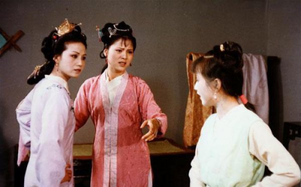 探春是谁的女儿