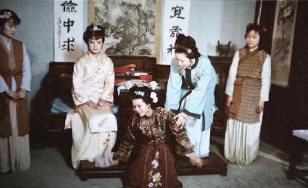 探春是谁的女儿