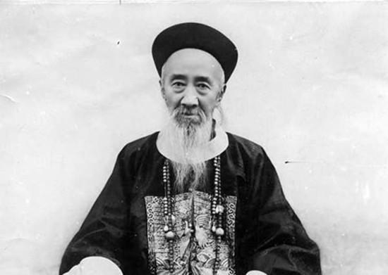左宗棠李鸿章曾国藩张之洞谁的官大