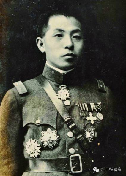 张学良为什么叫小六子