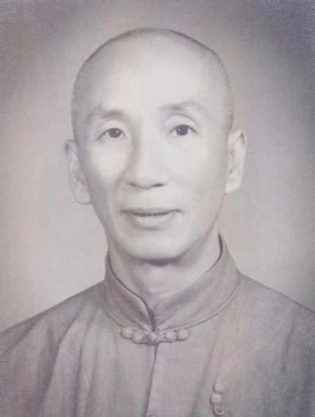 李小龙是叶问的徒弟吗