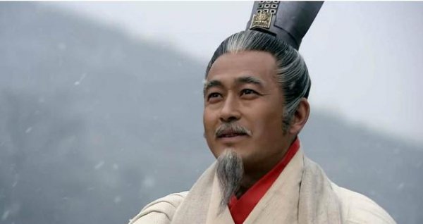 赢驷赢稷和嬴政是什么关系