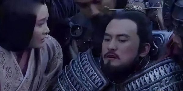 举鼎而亡的君王是谁