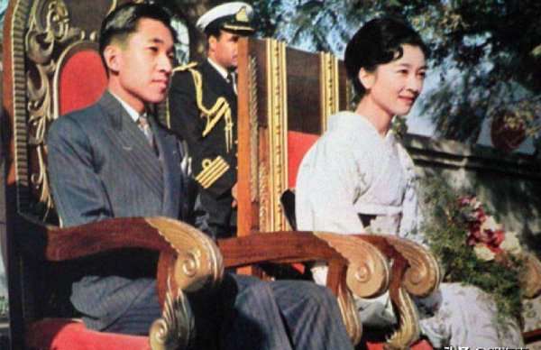日本皇室有实权吗