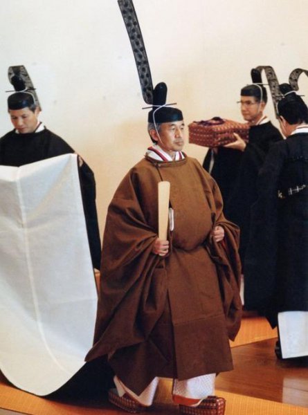 日本皇室有实权吗
