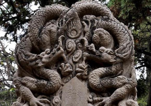 龙的九个儿子分别都叫什么拼音