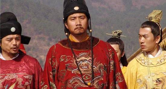 朱元璋为什么愿意儿子穿龙袍