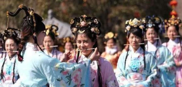 古代皇帝的第一次都是谁教的