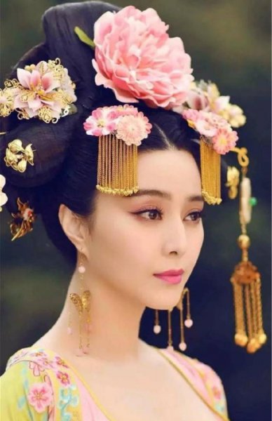 武则天是哪个朝代女皇