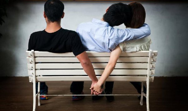 跟老婆感情好的男人出轨心理