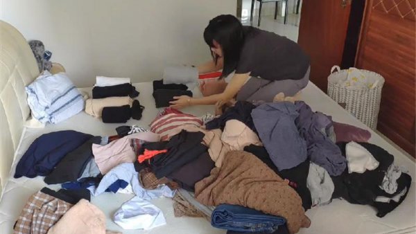 怎么叠衣服最省空间