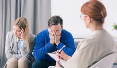 男人给小三转钱的心理 老公把钱都转给了小三怎么办