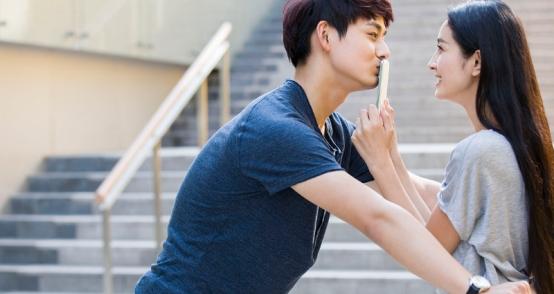 最容易聊出暧昧的10个话题