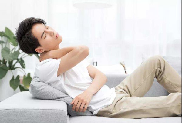 落枕后的正确恢复方法是什么