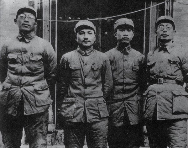 傅钟将军个人资料简介