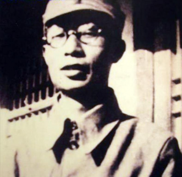 傅钟将军个人资料简介