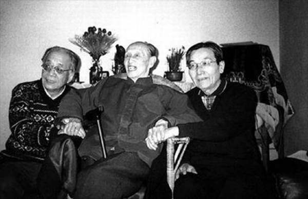 臧克家被誉为什么