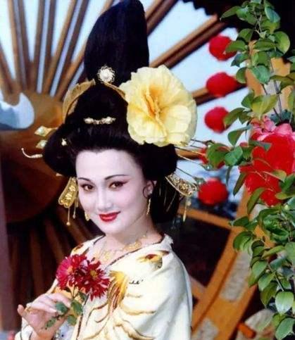 杨贵妃与安禄山是什么关系