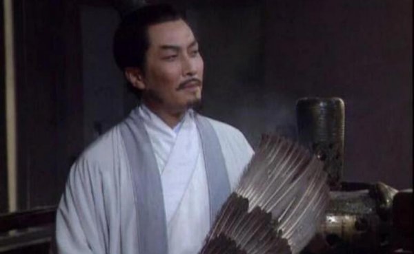 臣本布衣躬耕于南阳说的是谁
