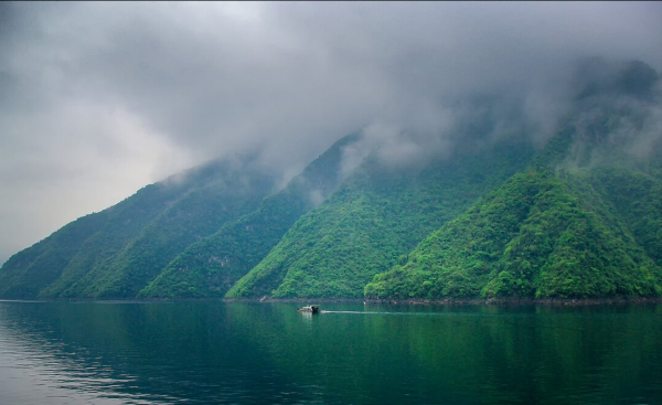 八月适合去哪里旅行