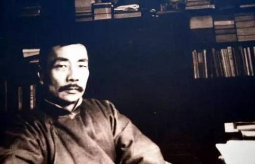 阿q正传中阿q的人物形象分析及事例