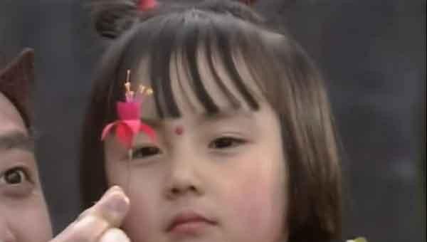英莲和香菱什么关系