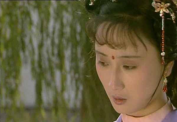 英莲和香菱什么关系