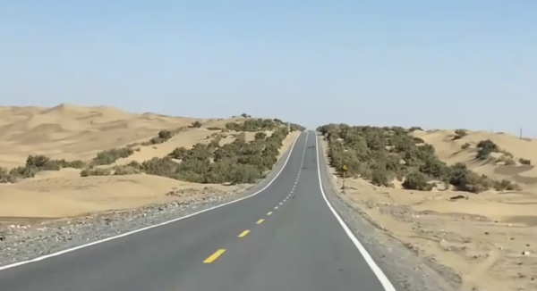 中国第一大沙漠介筛