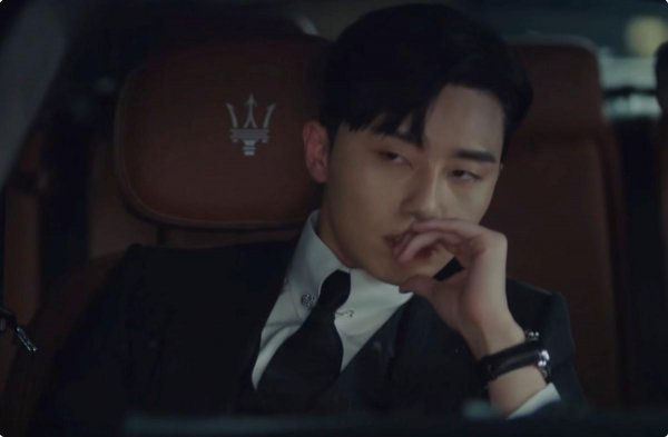 金助理为什么那样被压5年