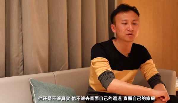 庞麦郎个人资料介绍