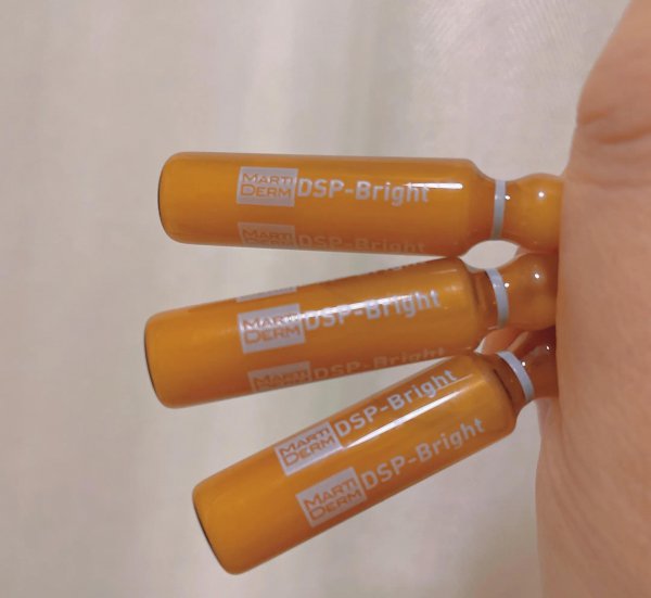 精华液和乳液只用一个可以吗
