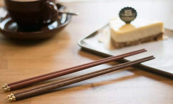 家里筷子发霉了还能用吗