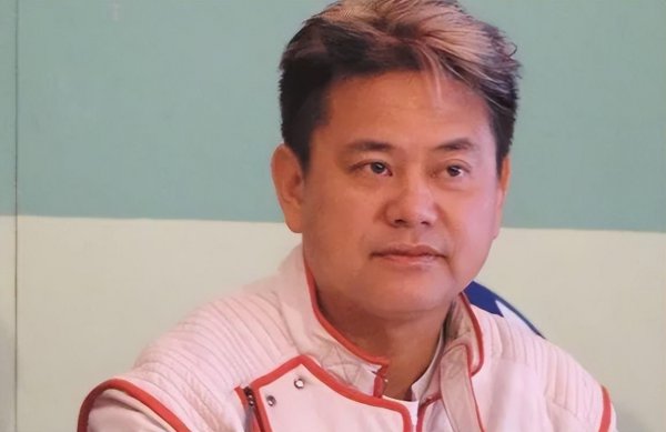 陈百祥个人资料简介及家世