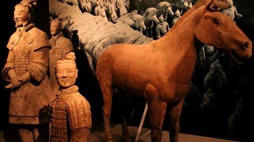 兵马俑是怎么做成的