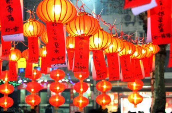元宵节是农历几月几日