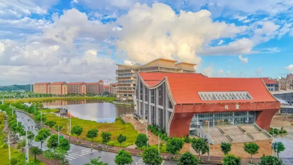 北部湾大学是一本吗