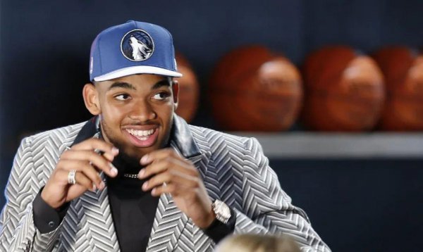 2015年nba选秀顺位排行