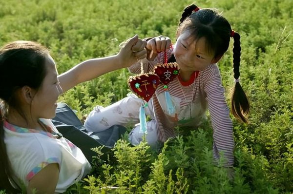 端午节门上挂艾草有什么讲究